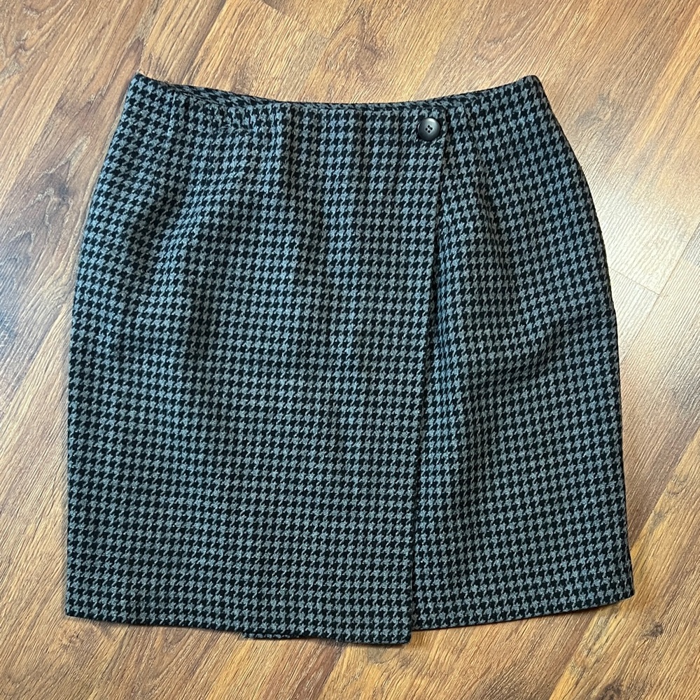 Vintage David Hollis - Classic Black and Gray Houndstooth Skirt